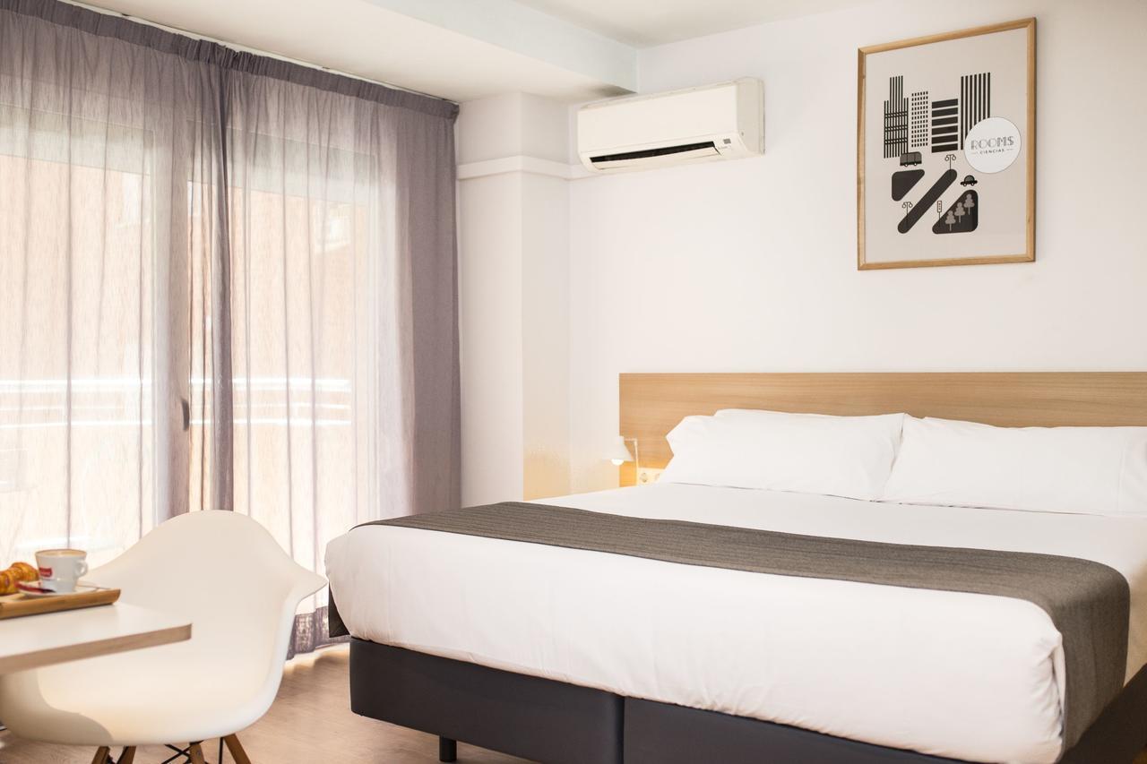Guest house Ciencias 3*